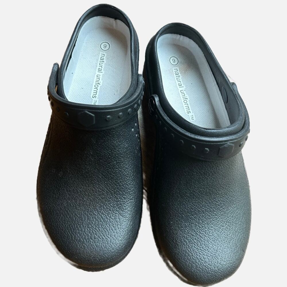 Natural Uniform Black Slip-on Clogs Non-Slip women’s size 6